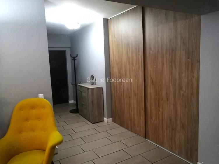 Ap 4 cam, 140 mp utili + 60 mp terasa, Cluj (zona semicentrala), 950 EUR