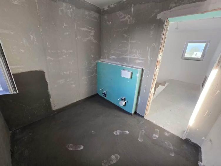 Duplex cu 4 camere cu Canalizare în Moșnița Nouă
