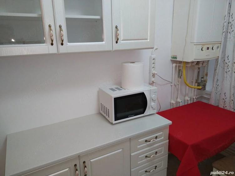 Garsonieră decomandată în Soarelui