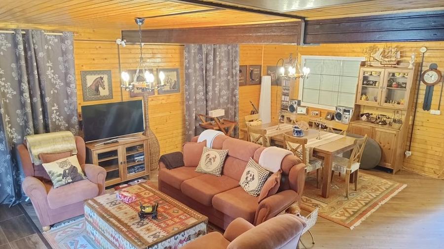 Casă cu Teren 750 Mp în Lunca Mare