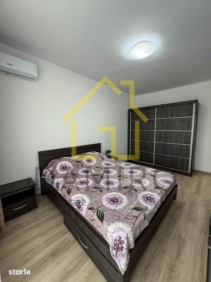 Garsonieră decomandată în Apărătorii Patriei
