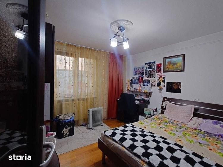 De vanzare apartament cu 4 camere, ultracentral, etaj 2, renovat - 4