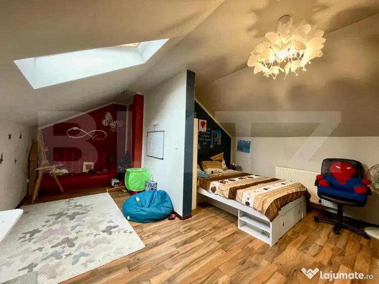 Apartament cu 3 camere semidecomandat, mobilat în George Enescu