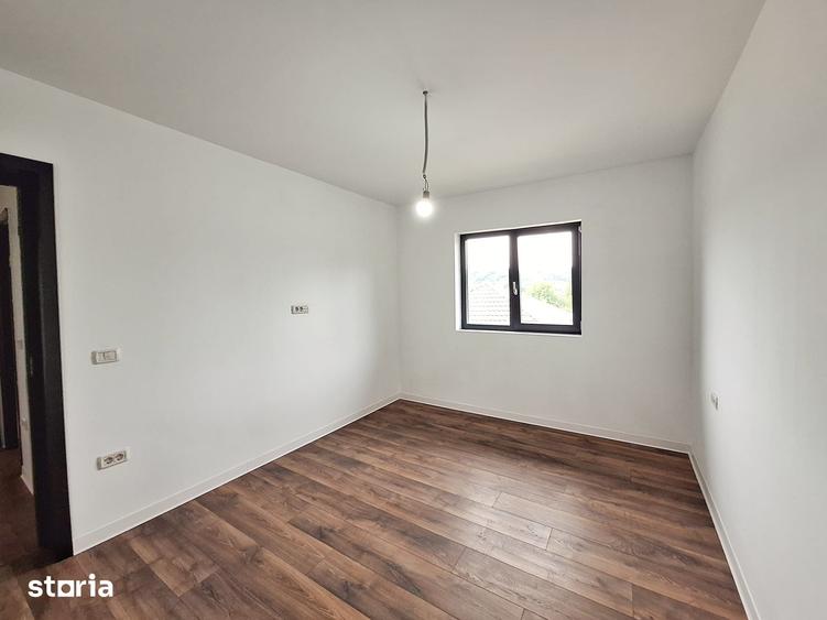 Casă cu 3 camere cu Teren 450 Mp în Central