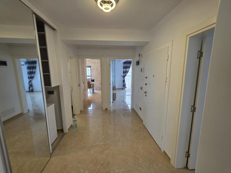 Apartament cu 3 camere decomandat, mobilat în Păcurari