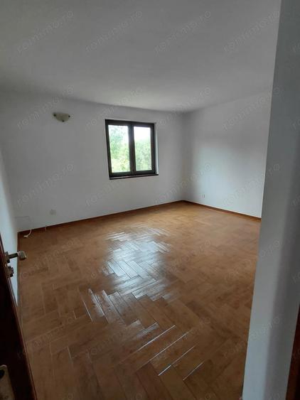Casă cu Teren 522 Mp în Sud