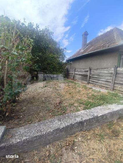 Casă cu 1 camere cu Teren 423 Mp în Central