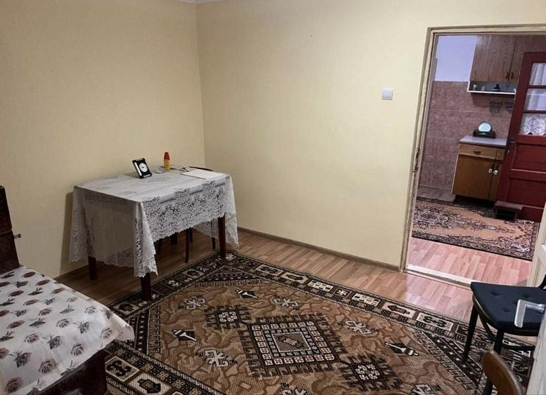 Casă cu 3 camere în Central