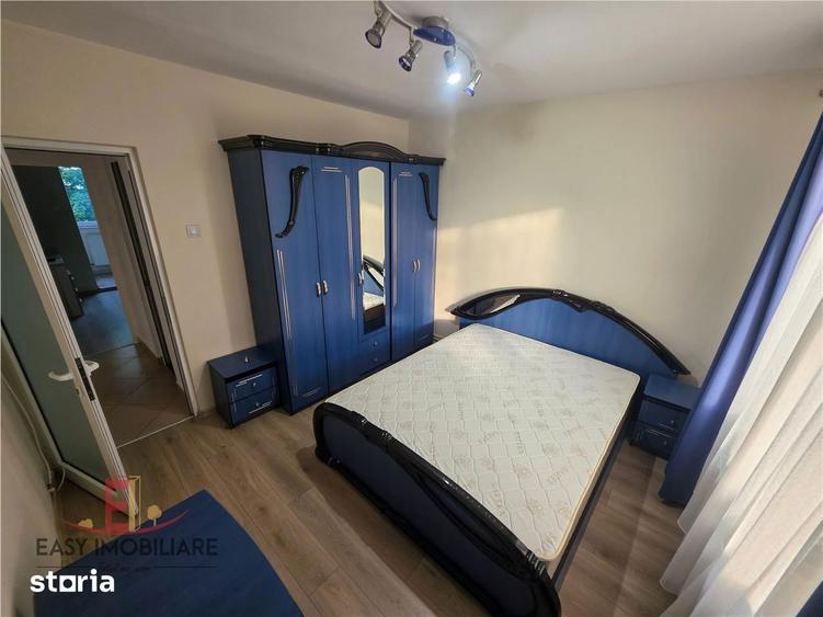 Apartament cu 3 camere decomandat în Livezeni