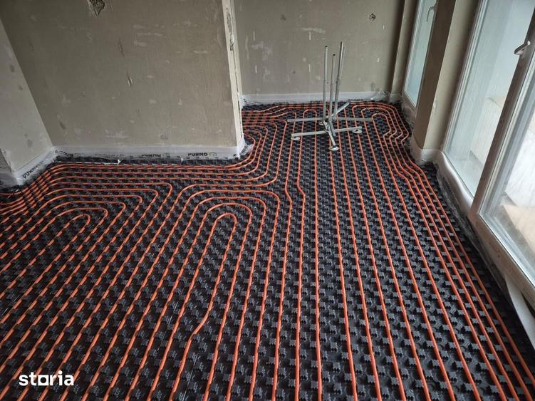 Casă cu 5 camere cu Teren 440 Mp în Malu Mare