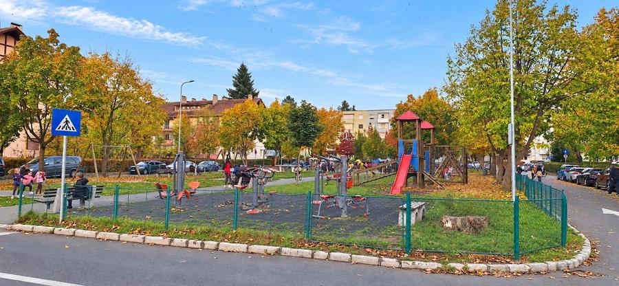 Apartament cu 2 camere semidecomandat în Astra