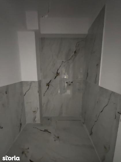 Apartament cu 3 camere în Cetate