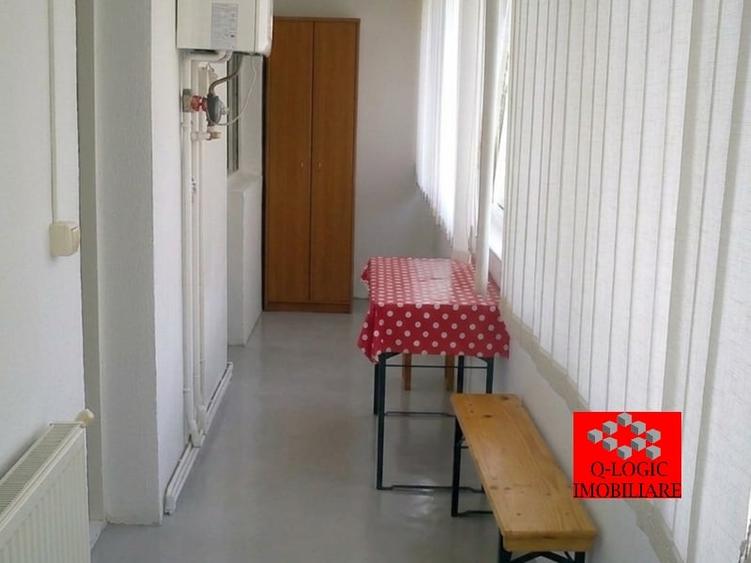 Apartament cu 3 camere decomandat, mobilat în Răcădău