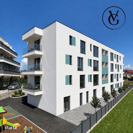 Apartament cu 3 camere decomandat în Palazu Mare