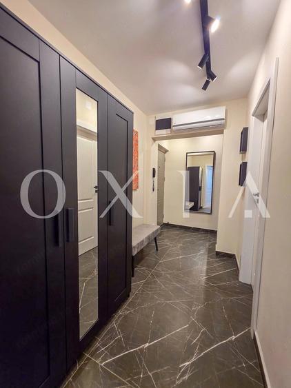 Apartament cu 3 camere semidecomandat în Circumvalațiunii