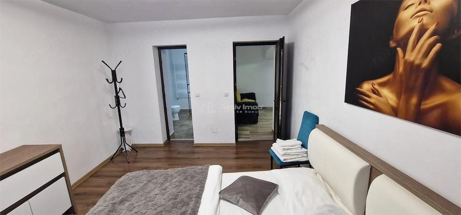 Casă cu Teren 878 Mp în Văliug