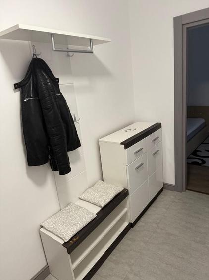 Apartament cu 2 camere decomandat în Exterior Vest