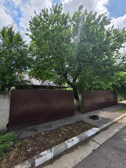 Casă cu 2 camere cu Teren 377 Mp în Brăilița