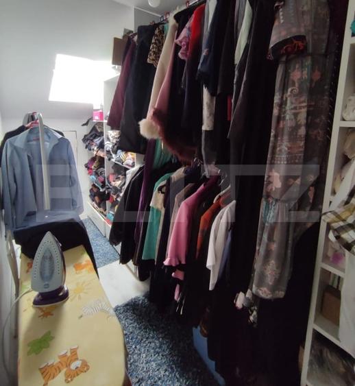 Apartament cu 3 camere decomandat, mobilat în Periferie