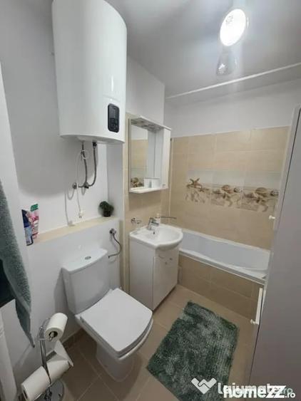 Apartament cu 2 camere decomandat în Rovine