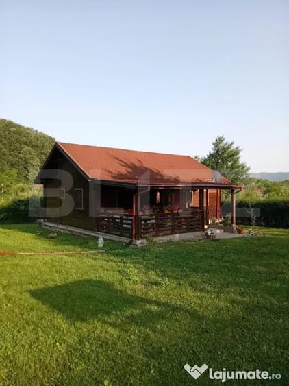 Casă cu 3 camere cu Teren 740 Mp în Central