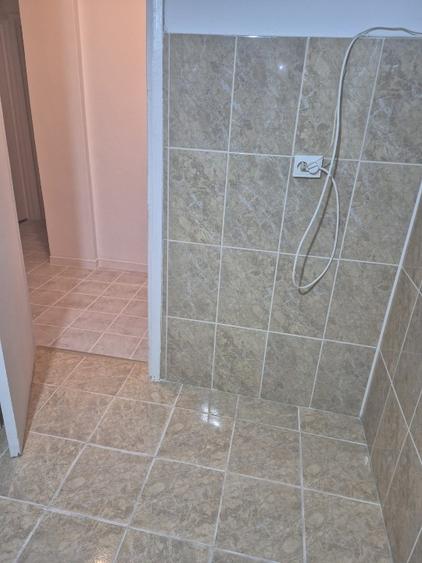 Apartament de vanzare - 5