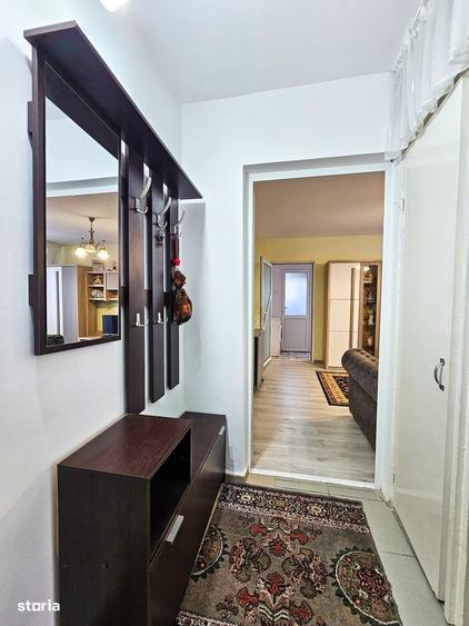 Apartament cu 2 camere semidecomandat în Mircea cel Bătrân