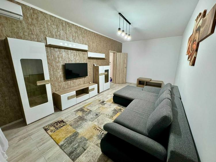 Apartament cu 2 camere decomandat în Alexandriei