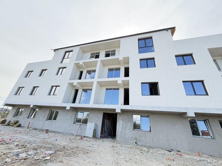 Penthouse cu 4 camere decomandat în Șelimbăr