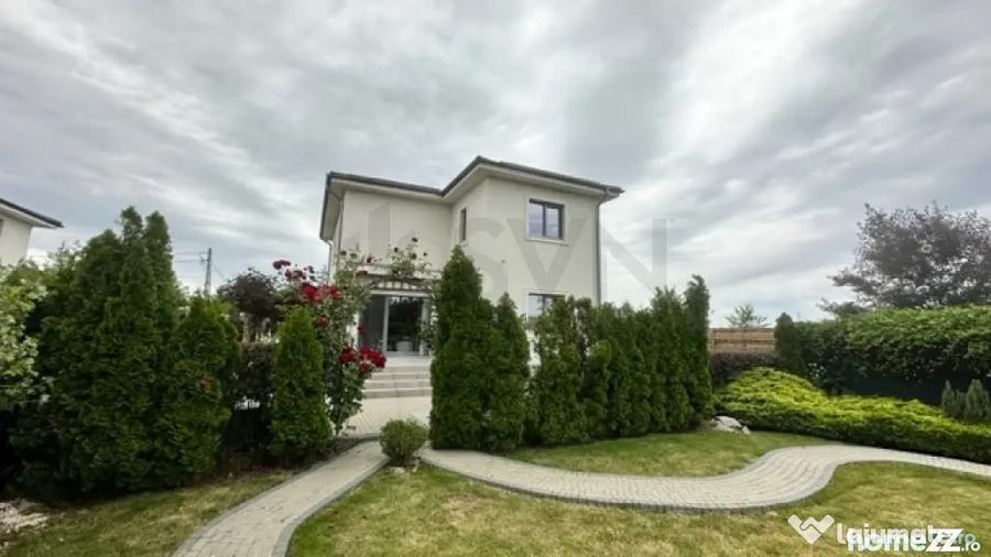 Casă cu 4 camere cu Teren 1000 Mp în Snagov