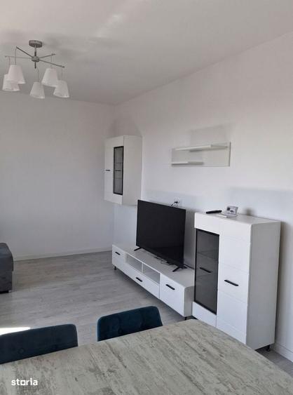 Apartament cu 2 camere decomandat în Păcii
