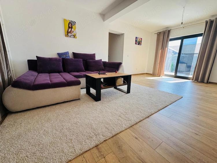 Casă cu Teren 200 Mp în Central