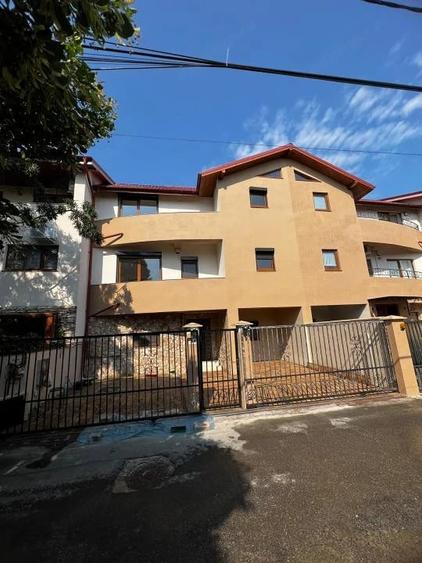 Pipera-Voluntari | Vila 6 camere | 4 bai | terase si gradina | 2 X parcare - 2