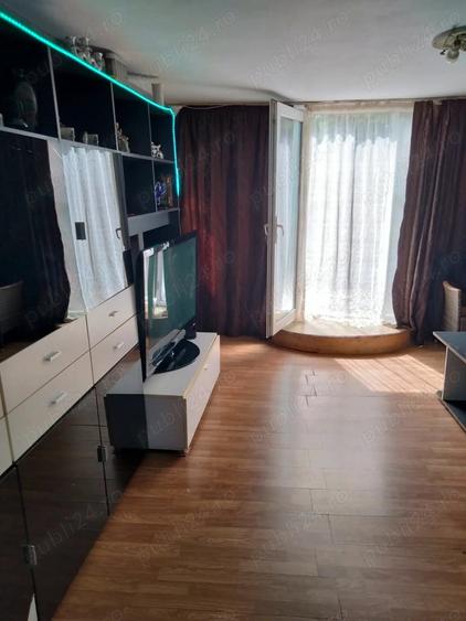 Casă cu 5 camere cu Teren 550 Mp în Colentina