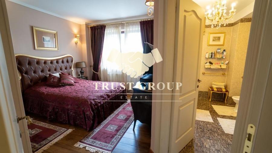 Apartament cu 4 camere semidecomandat în Clăbucet
