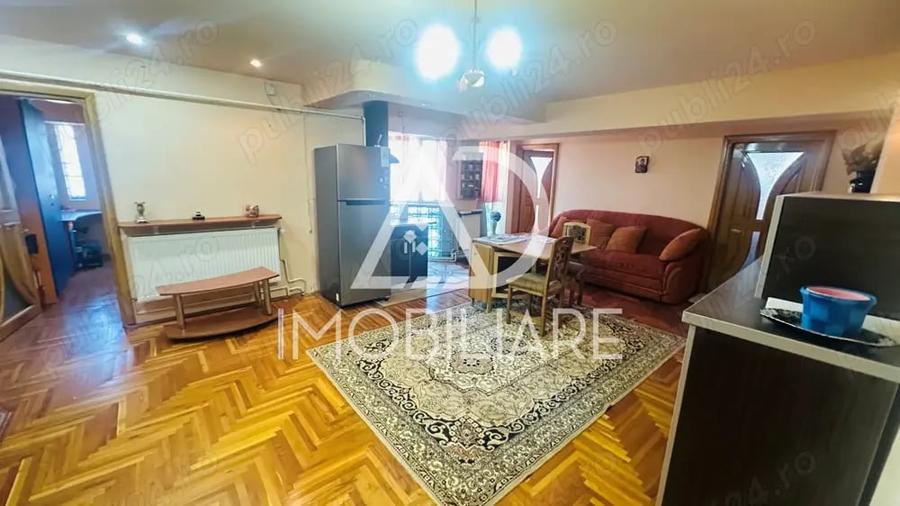 Apartament cu 3 camere decomandat în 9 Mai