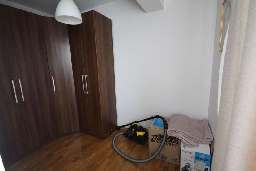 Duplex cu 5 camere cu Canalizare în Braytim
