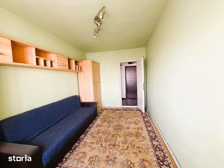 Apartament cu 3 camere decomandat în Nicolae Titulescu