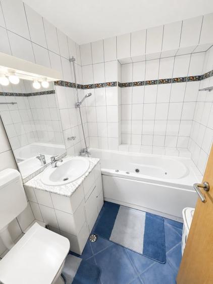 Apartament cu 3 camere decomandat, mobilat în Complex Studențesc