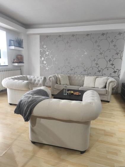 Apartament cu 4 camere decomandat, mobilat în Central