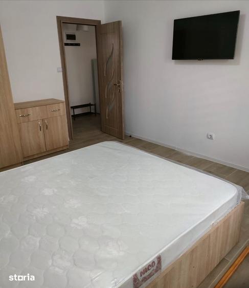 Garsonieră decomandată în 1 Mai