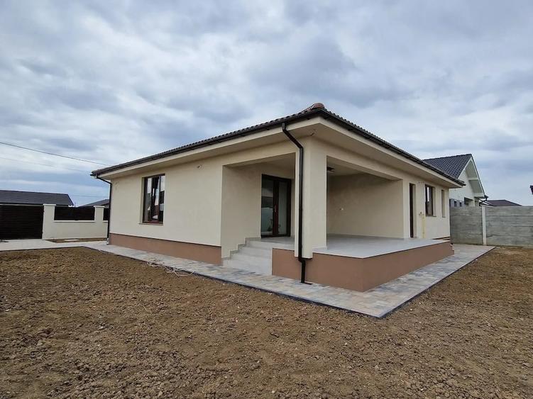 Casă cu Teren 501 Mp în Sântandrei