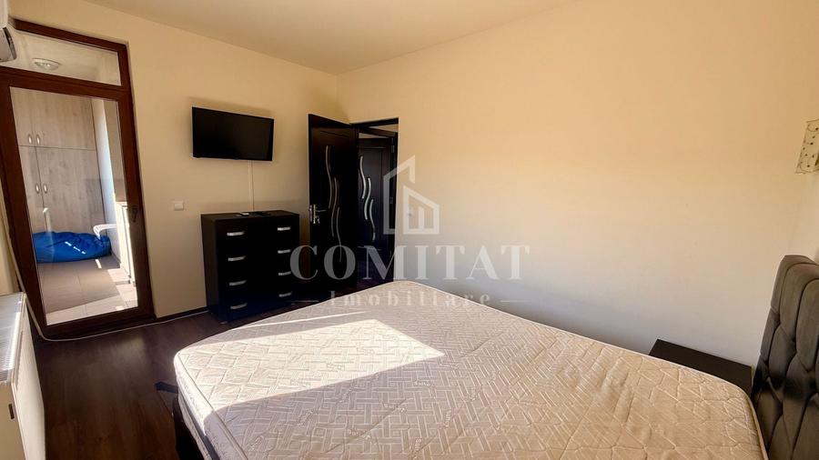 Apartament cu 3 camere semidecomandat, mobilat în Florești