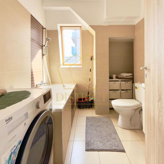 Apartament cu 3 camere decomandat, mobilat în Torontalului