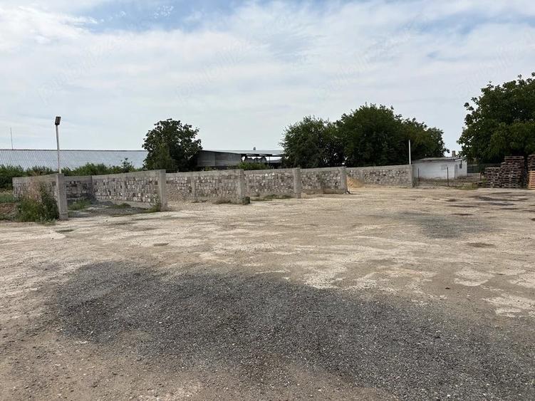 Spațiu comercial, de 10,000 mp, în Beregsău Mare