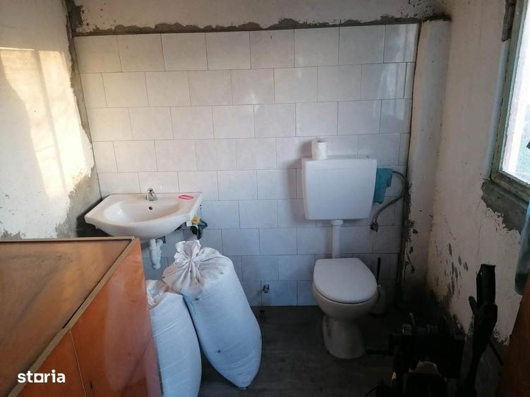 Casă cu 4 camere în Central