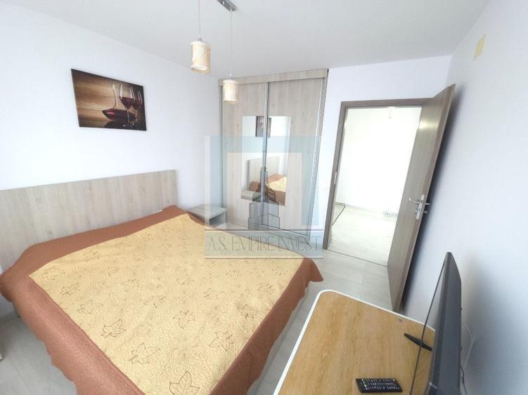 Apartament cu 2 camere decomandat, mobilat în Tractorul