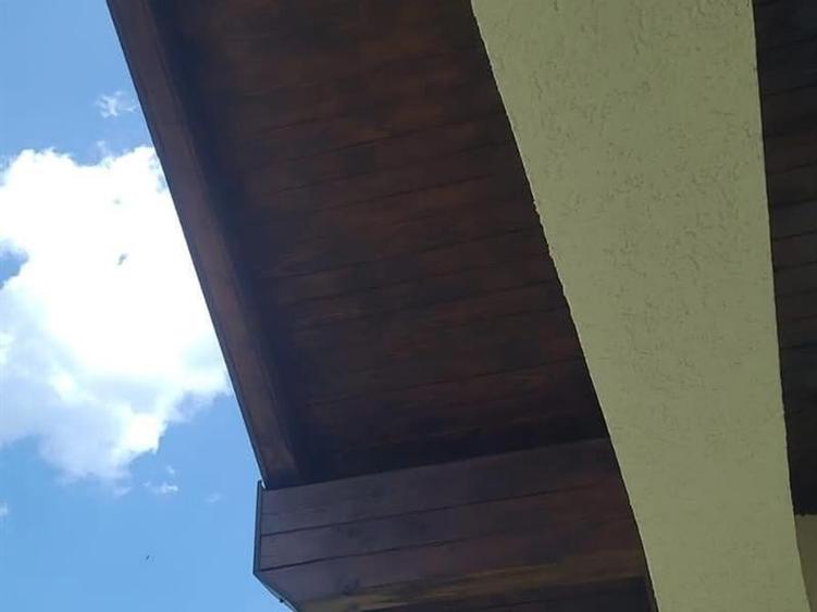 Casă individuală cu 4 camere cu Teren 890 Mp în Central