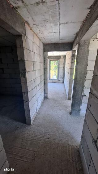 Casă cu 4 camere cu Teren 316 Mp în Băiculești