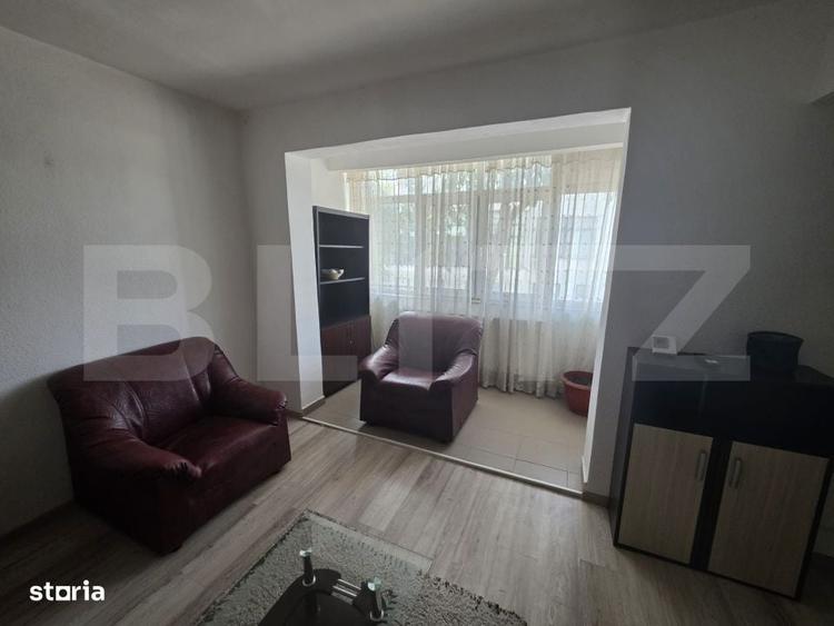 Apartament cu 3 camere decomandat în Piața Centrală
